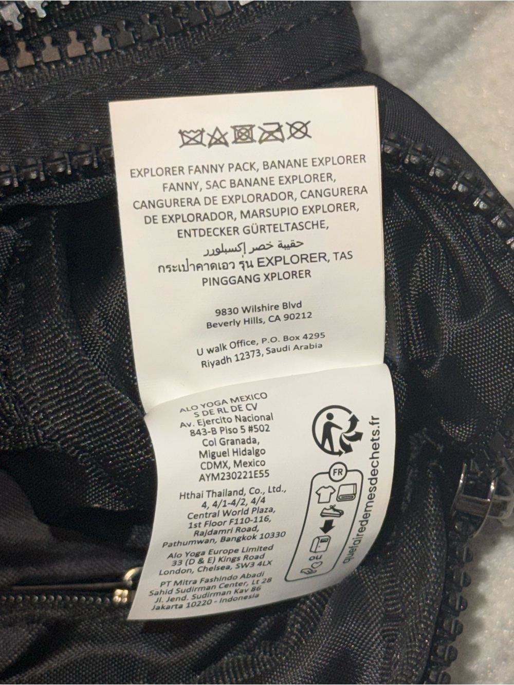 ALO Yoga Explorer Belt Bag - Picture 5 of 9